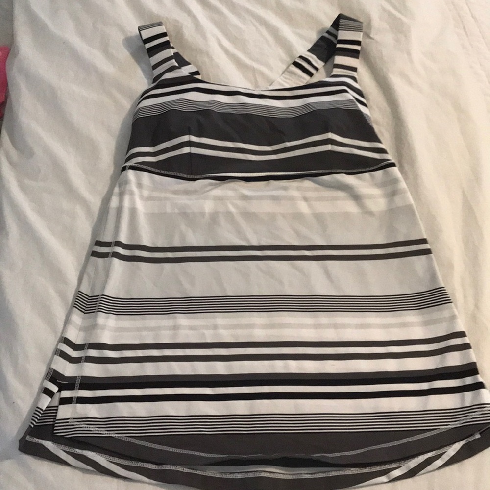 Lulu lemon tank